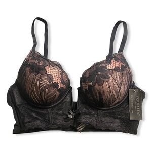 34B Push-up bra with padding 34B Underwire Lacy